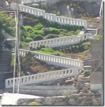 42 woven sidewalk on hill in Cocquimbo