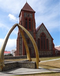 03 Whalebone arch & Christ Church Cathedral
