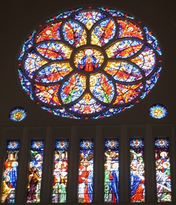 05 Stained glass window in Metropolitan Cathedral