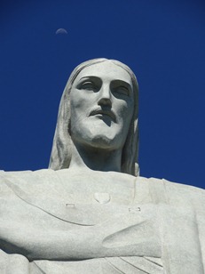 15 Head of Cristo Redentor with moon