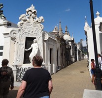 17 Recoleta cemetery