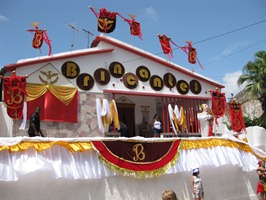 65 Olinda decorated house