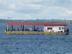 04 floating gas station