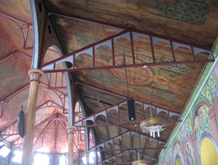 30 Cast Iron buttresses in cathedral