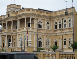 66 Palacio Rio Negro Cultural Center