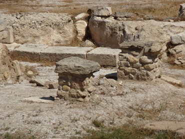 36. Larnaka Kition temples