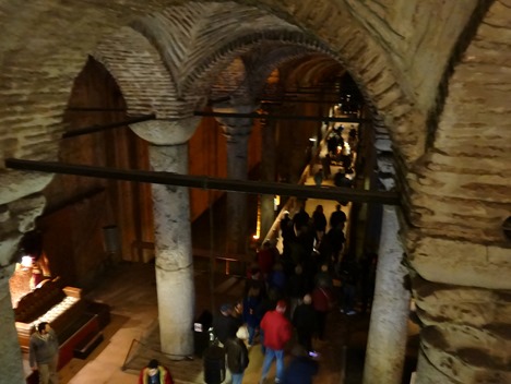 121. Istanbul Cistern 4-15