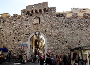 108. Taormina