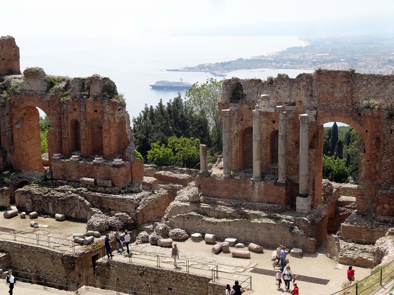 229. Taormina_edited
