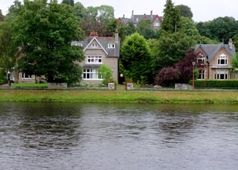 043.  Invergorden, Scotland