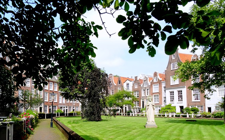 112.  Amsterdam, Netherlands, Day 1