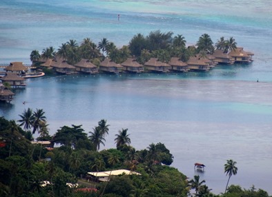 154.  Opunohu Bay, Moorea