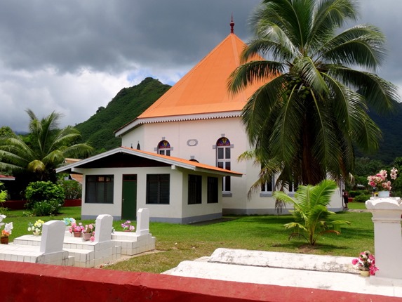 177.  Opunohu Bay, Moorea