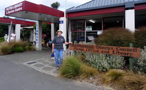 37a. Picton, New Zealand_stitch