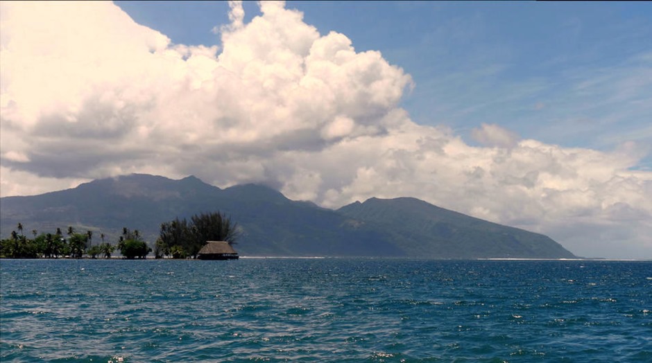 93b. Papeete, Tahiti_stitch