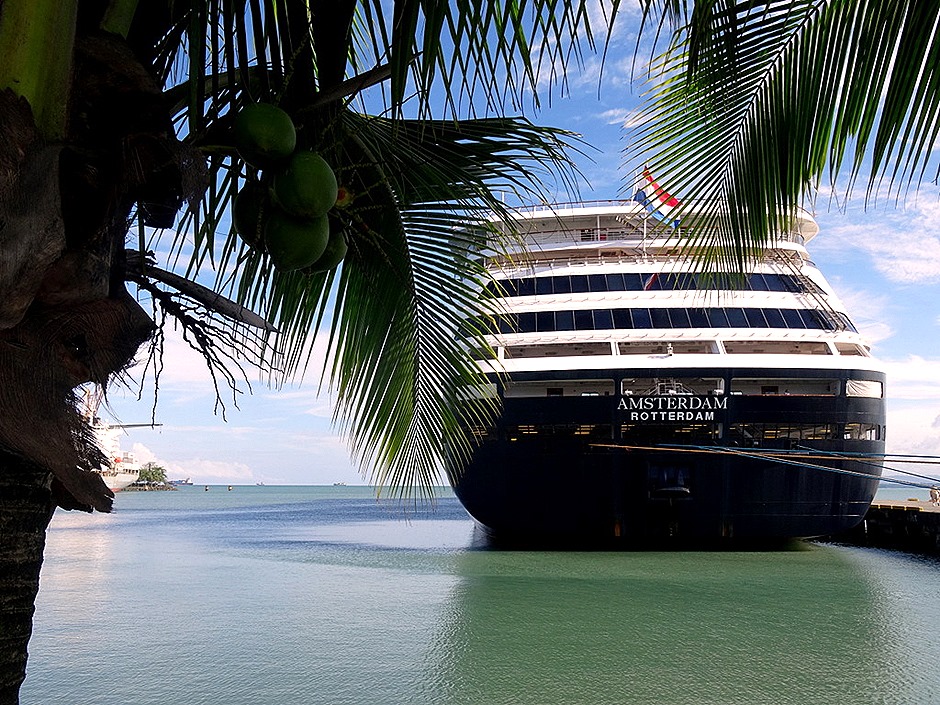 102.  Puerto Limon, Costa  Rica