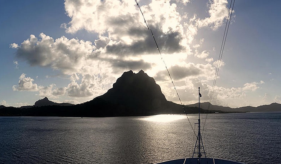 10a. Bora Bora_stitch