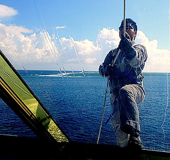 16. Opanuhu Bay, Moorea