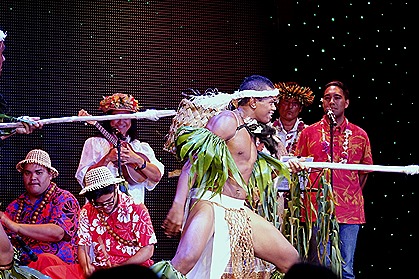 270. Tahiti Polynesian Show