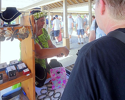 66. Opanuhu Bay, Moorea_ShiftN