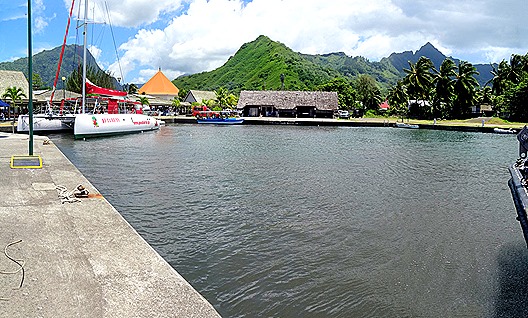 67a. Opanuhu Bay, Moorea_stitch