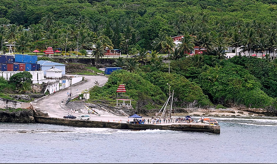 72a.  Alofi,Nuie_stitch