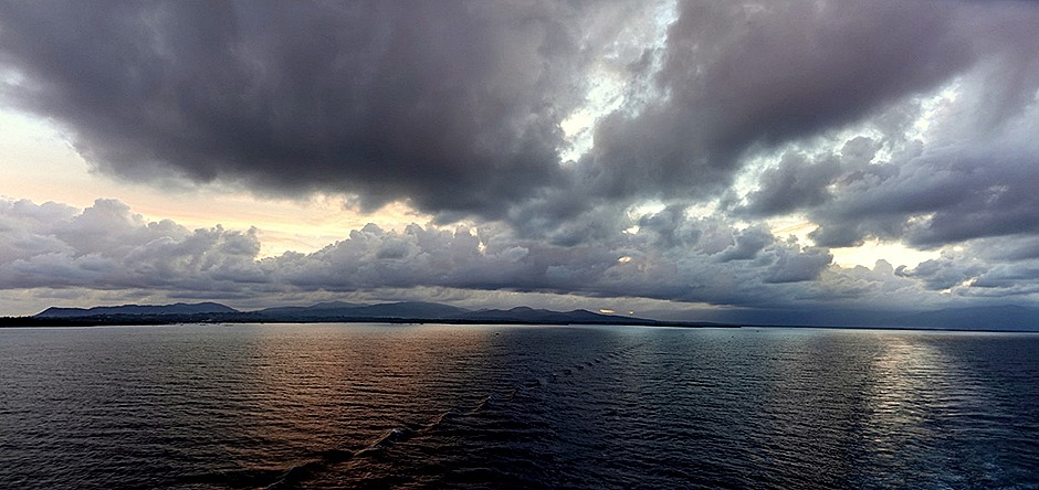 143a. Puerto Princesa, Philippines_stitch