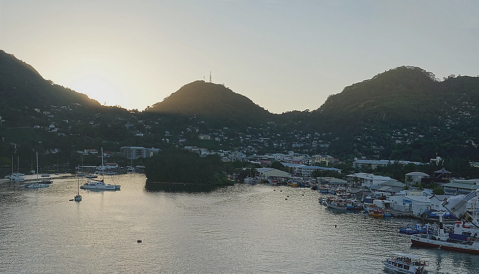 256a. Victoria, Mahe, Seychelles_stitch