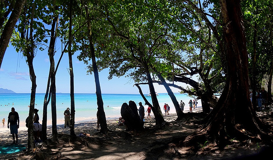 70a. Victoria, Mahe, Seychelles_stitch