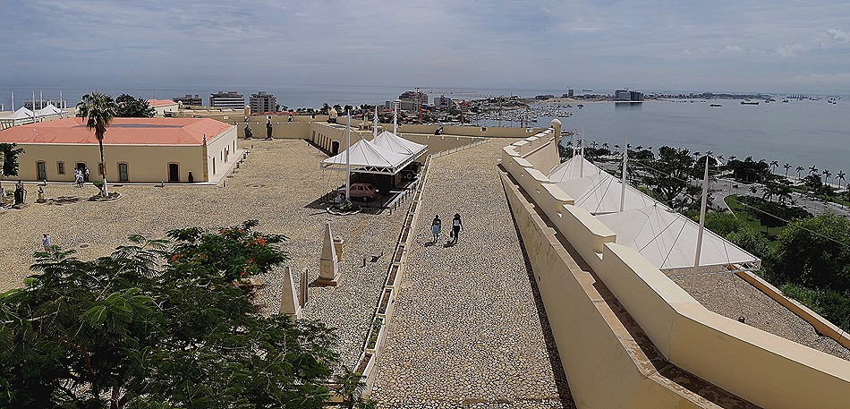 81a. Luanda, Angola_stitch