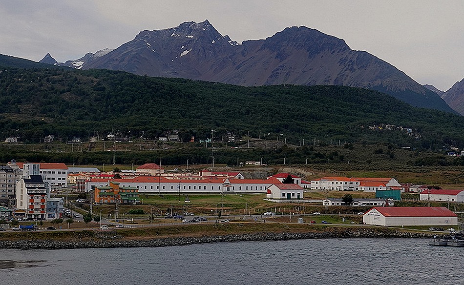 247. Ushuaia RX10