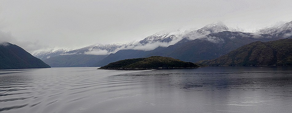 44a. Beagle Channel  (RX10)_stitch