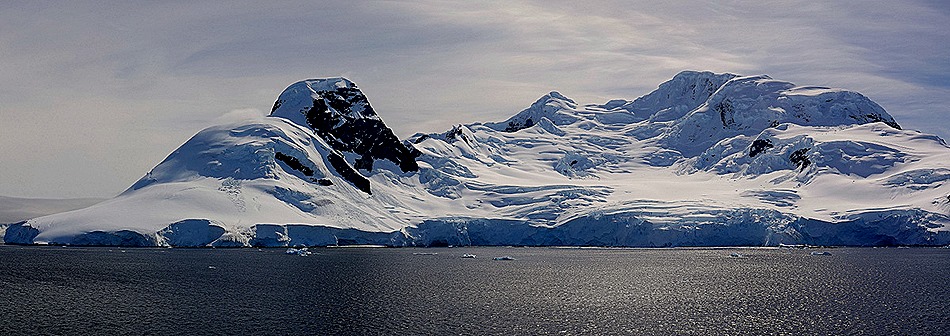 600a. Antarctica (Day 1) edited_stitch