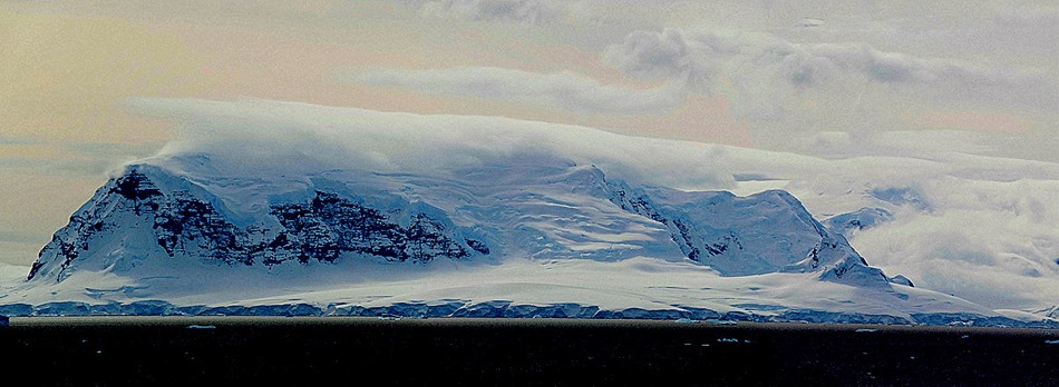 649a. Antarctica (Day 1) edited_stitch