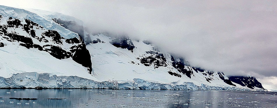 661a. Antarctica (Day 1) edited_stitch