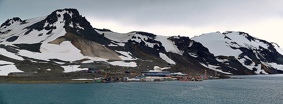 76a. Antarctica Day 4 (King Georges Island)_stitch