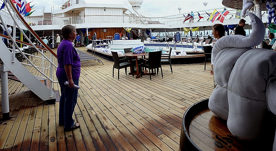 17a. Last Sea Day_stitch_ShiftN