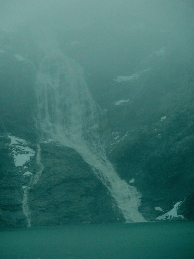 10 Remains of glacier (perhaps Italian) in Darwin Chanel