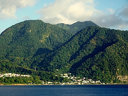 105. 2022, 03-221  Roseau, Dominica