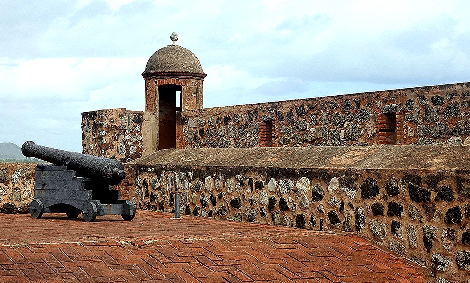 11a. 2022, 03-30  Amer Cove (Playa Plata), Dominican Republic_stitch