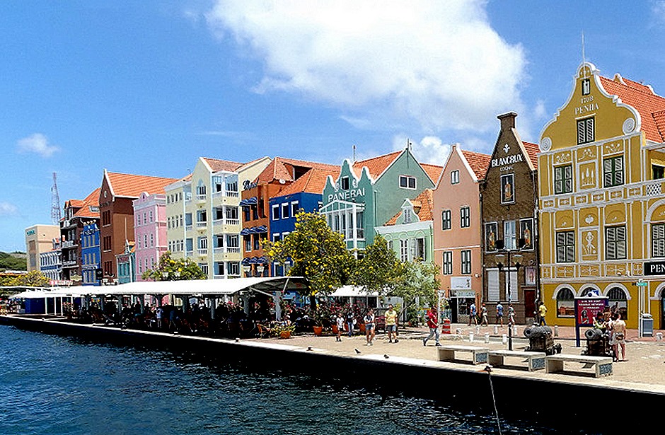 55a. 2022, 04-02  Willemstad, Curacao_stitch