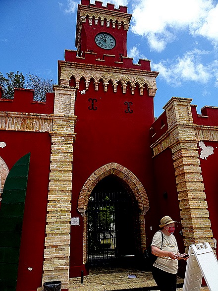 8. 2022, 03-24  Charlotte Amelie, St Thomas, US Virgin Islands