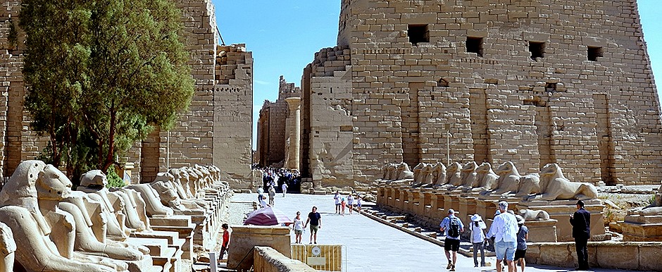 18b.  Luxor_stitch-topaz-denoise