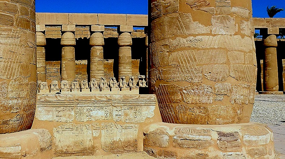 29.  Luxor-topaz-denoise