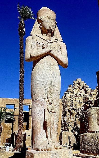 35.  Luxor-topaz-denoise-faceai