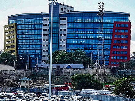 102.  Dar es Salaam (Bagamoyo)-topaz-denoise