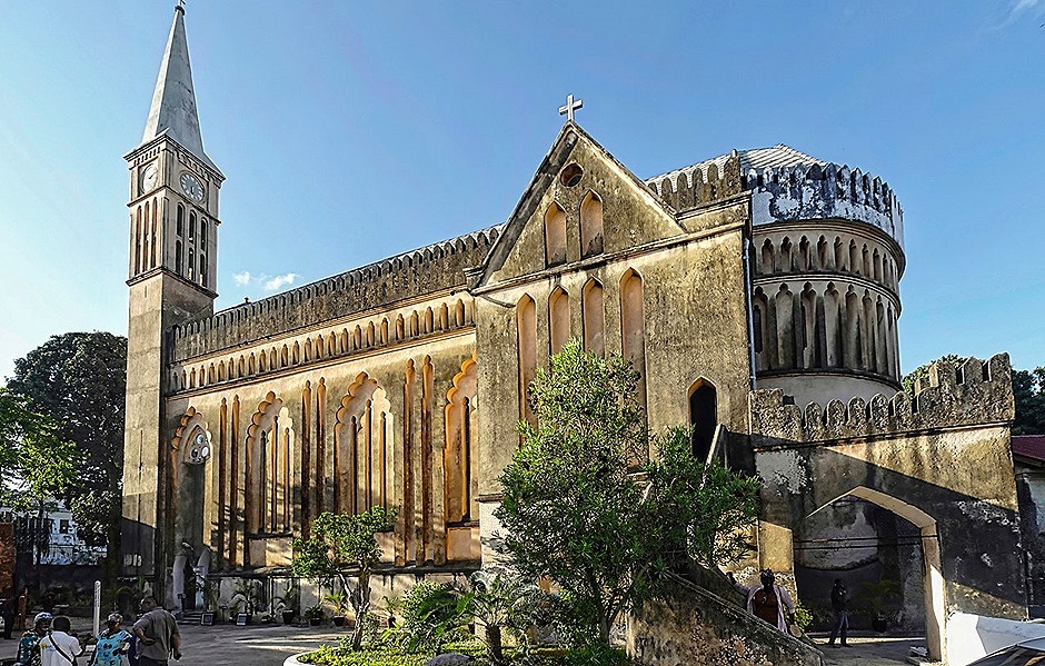 124a.--Zanzibar-Tanzania-Day-1_stitc[2]