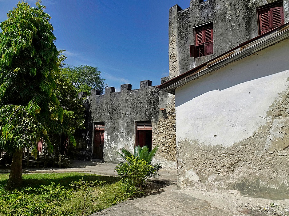 3.  Dar es Salaam (Bagamoyo)-topaz-denoise