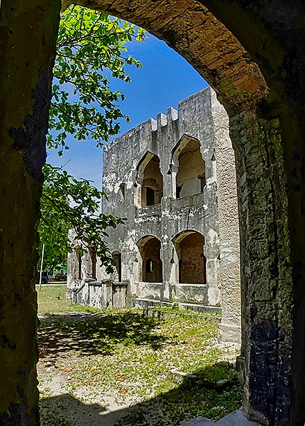 31a.  Dar es Salaam (Bagamoyo)_stitch-topaz-denoise
