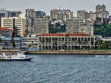 48.  Maputo, Mozambique-topaz-denoise